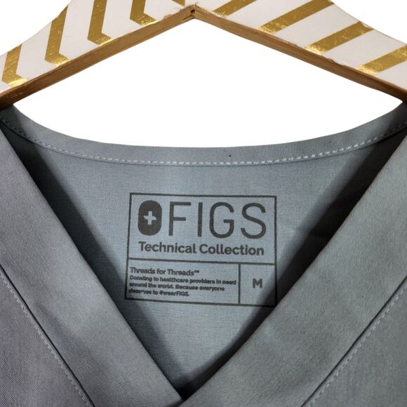 FIGS Top Mens Medium Blue Gray Leon Three-Pocket Scrub Top Medical Doctor Nurse - Picture 4 of 6